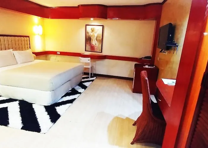 Dulcinea And 3* Lapu-Lapu City