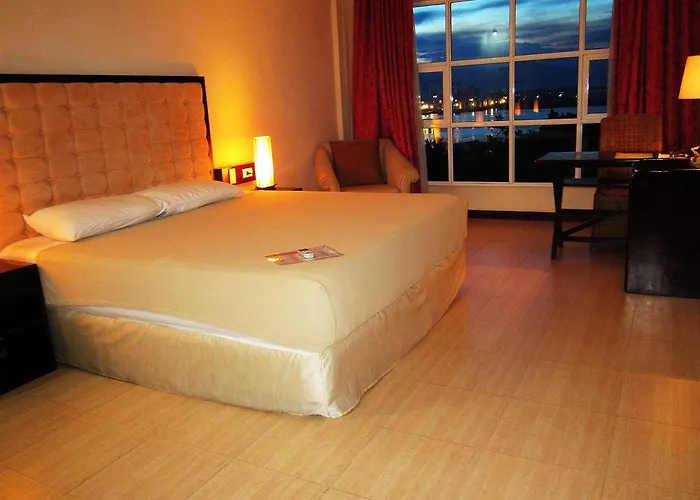 Hotel Dulcinea And 3*