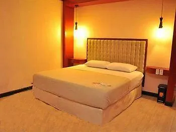 Dulcinea And 3* Lapu-Lapu City
