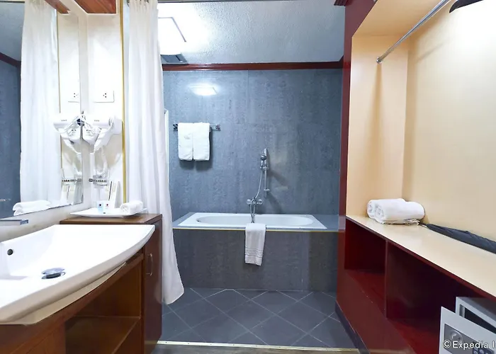 Dulcinea And Hotel Lapu-Lapu City